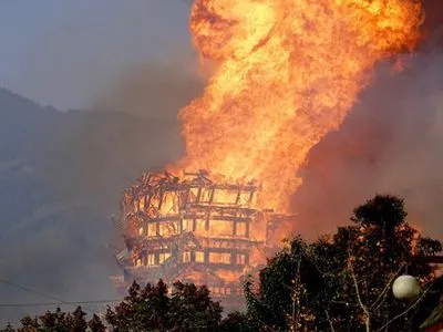В Китае сгорела самая высокая в мире пагода