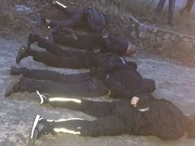 Полиция провела 30 обысков у членов "полицейского ОПГ", которое задержали в Запорожье