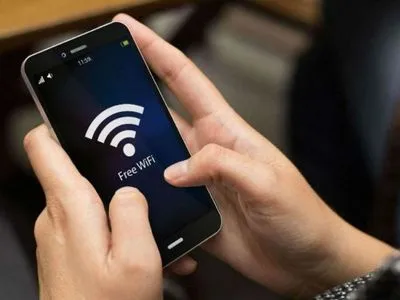Во всем коммунальном наземном транспорте Киева пообещали бесплатный Wi-Fi