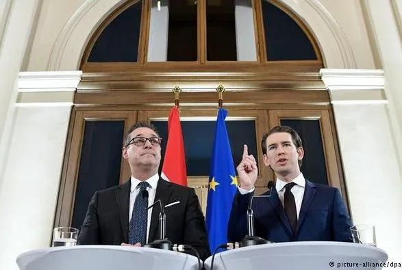 В Австрии консерваторы и ультраправые договорились о коалиции