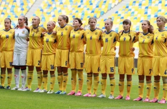 Женская футбольная сборная Украины осталась в топ-30 команд мира