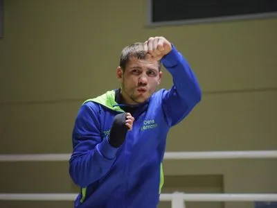 Боксер Беринчик завоевал первый в карьере профессиональный титул