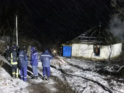 Матери сообщили о подозрении из-за гибели четырех детей на пожаре в Черкасской области