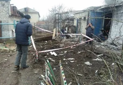 Обстрел Новолуганского: более 100 зданий повреждено