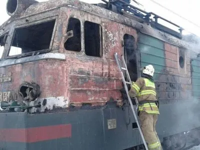 Во Львовской области загорелся электровоз