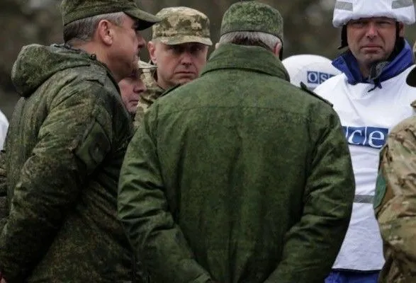 Полторак объяснил, почему РФ решила вывести своих офицеров с СЦКК
