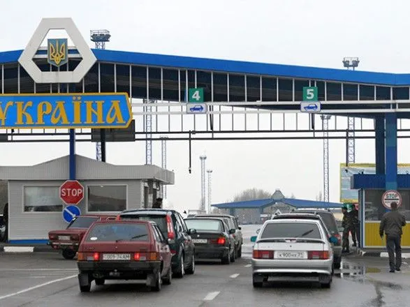 Одному з російських офіцерів із СЦКК заборонили в'їзд в Україну