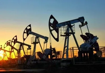 Держави ОПЕК+ у листопаді виконали умови угоди стосовно скорочення видобутку нафти на 122%