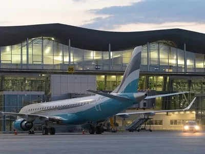 Самолет скатился за пределы дорожки в "Борисполе": аэропорт работает в штатном режиме