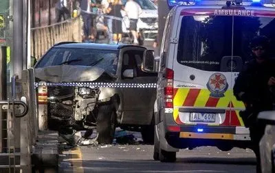 Чоловіку, який збив пішоходів у Мельбурні пред’явлено звинувачення
