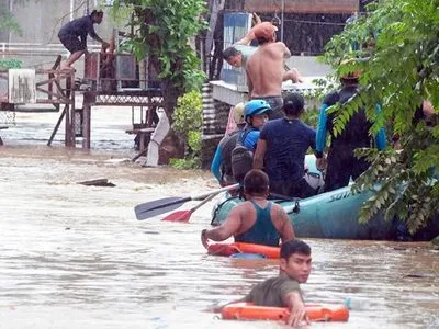 На Филиппинах около 90 человек погибли в результате схода селя и наводнений