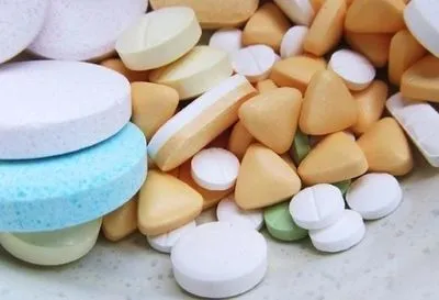 Нардеп рассказал о роли посреднических фирм при регистрации лекарств в Украине