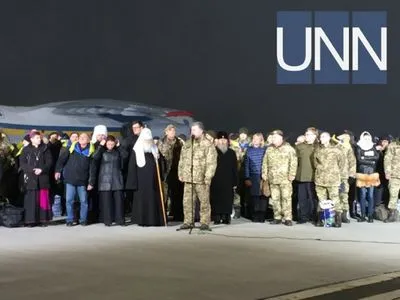 Макрон и Меркель будут делать все возможное, чтобы ускорить освобождение украинских заложников - Порошенко