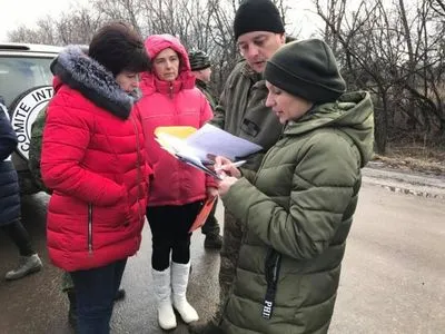 Геращенко: стороны обсудили списки и скоро начнется освобождение заложников