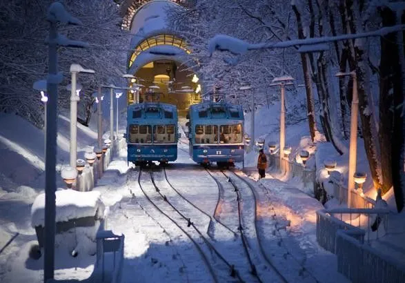 В КГГА рассказали, как будет работать общественный транспорт в новогоднюю ночь