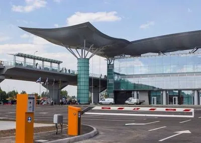 В аэропорту "Борисполь" заговорили о сносе терминалов B и F