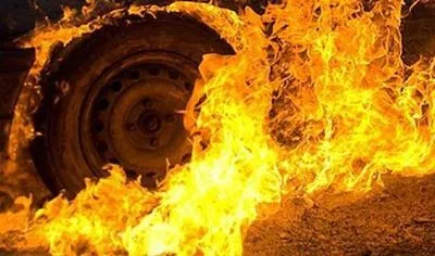 В Одесі за ніч згоріло два автомобілі