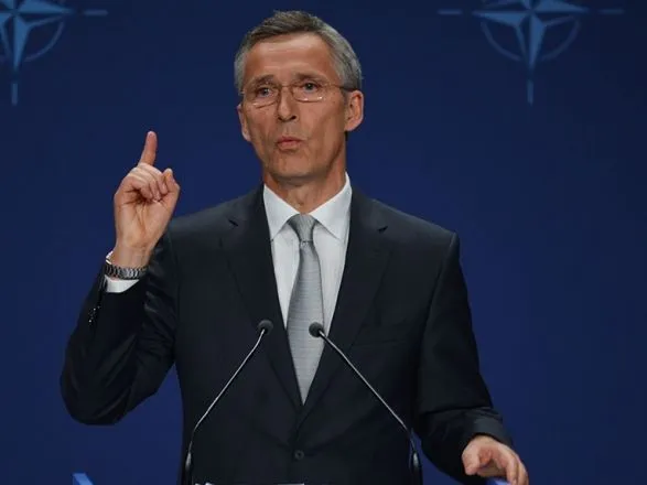 Столтенберг пообіцяв активніший діалог НАТО з Росією у 2018 році