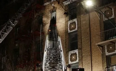 В Нью-Йорке 12 человек погибли в результате пожара в жилом доме