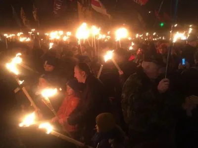 В Киеве началась факельное шествие ко дню рождения Бандеры