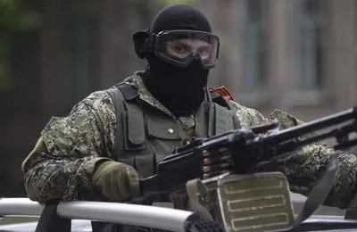 Боевики "ЛНР" избили гражданских за использование пиротехники - Мотузяник