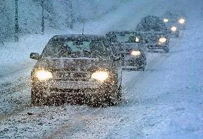 Штормовое предупреждение из-за снегопадов объявили на Закарпатье