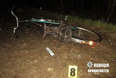 Водитель на Прикарпатье сбил насмерть 67-летнего велосипедиста