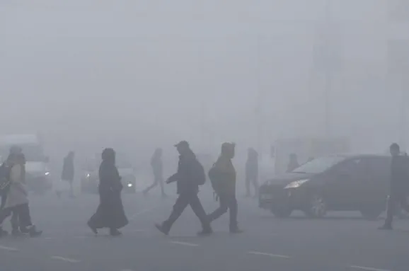 Киев в ближайший час накроет туман