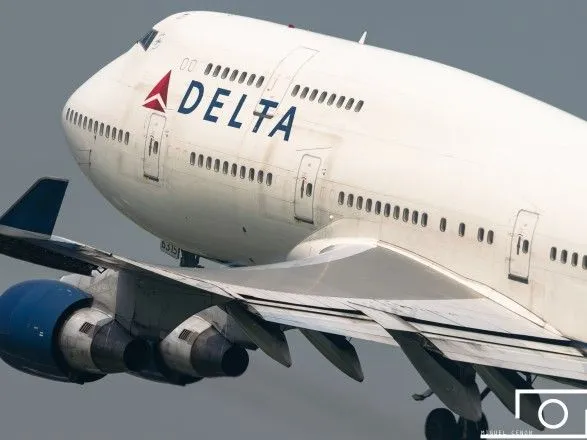Авиакомпанию Delta обвинили в антисемитизме