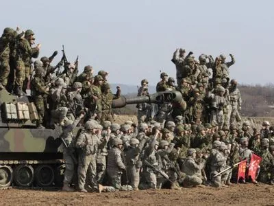 США и Южная Корея возобновят совместные военные учения сразу после Паралимпиады