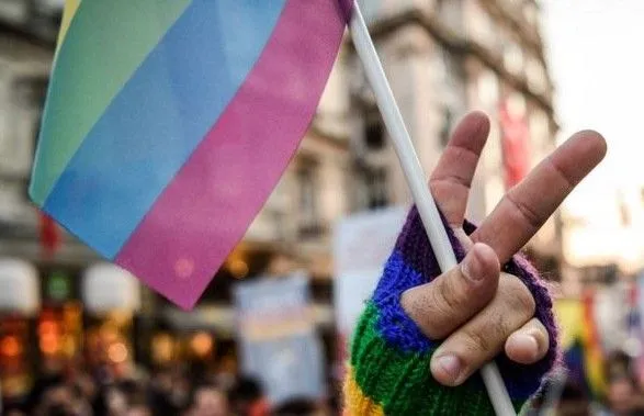 Німецький суд вважає, що жінка-транссексуал не може бути "матір'ю"