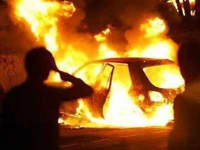 На предприятии в Киеве сгорели три иномарки