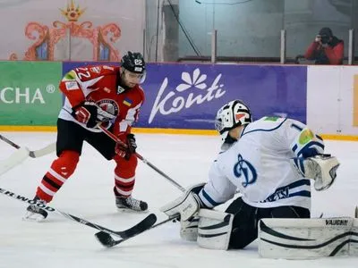 Хоккеисты "Донбасса" праздновали 25 победу в сезоне УХЛ