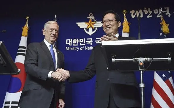 Министры обороны США и Южной Кореи обсудили ракетно-ядерную ситуацию на Корейском полуострове