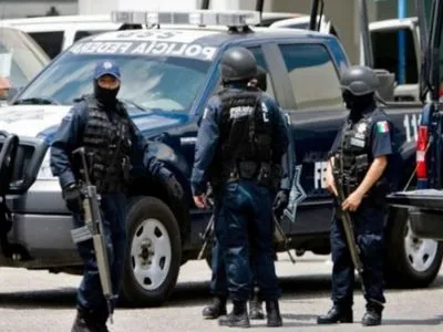 В наслідок перестрілки поблизу популярного мексиканського курорту загинуло 11 осіб