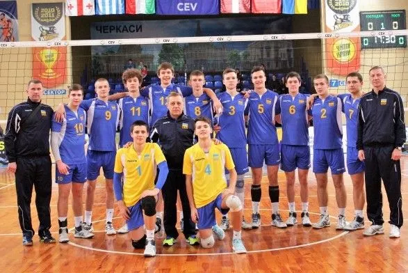 Молодежные волейбольные сборные Украины вышли в финальную часть ЧЕ