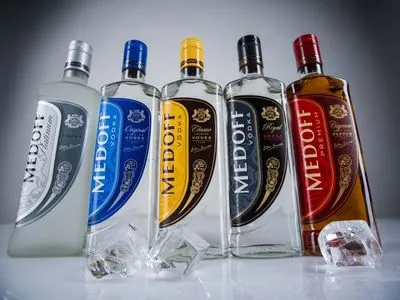 Эксперты рассказали о критериях выбора водки украинцами