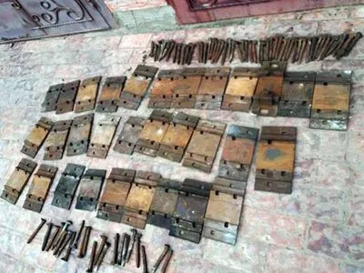 На Херсонщині зловмисники вкрали дві тонни деталей з залізничної колії