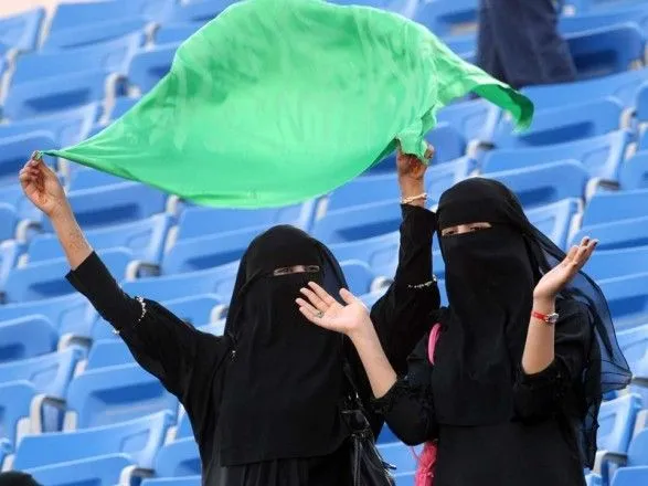 В Саудовской Аравии женщинам разрешили посещать футбольные матчи