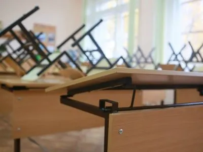 Суд отключил от электросетей пожароопасную школу на западе Украины