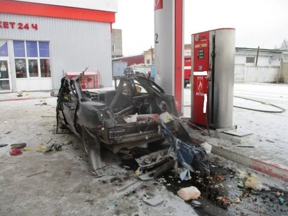 В Сумській області на газовій заправці вибухнуло авто, є постраждалі