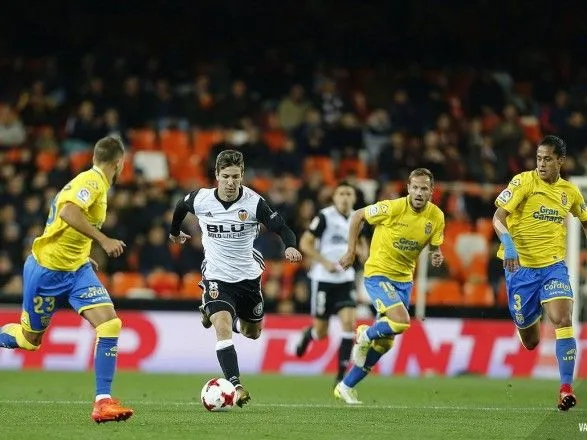 "Валенсия" и "Атлетико" пробились в четвертьфинал Кубка Испании