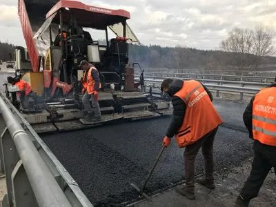 В Укравтодоре рассказали, какие дороги отремонтируют в 2018 году