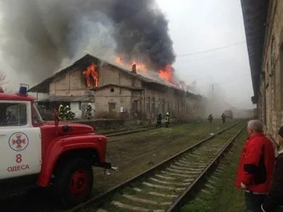В Одессе загорелся складские помещения