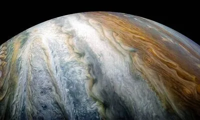 NASA показало облачный пояс Юпитера