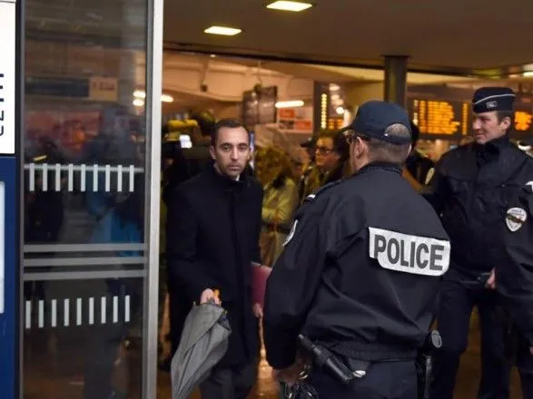 Во Франции пассажиры разгромили поезд, арестованы 29 человек