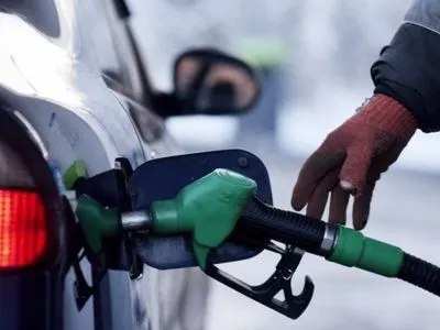 Эксперт спрогнозировал к какой максимальной отметки могут вырасти цены на топливо