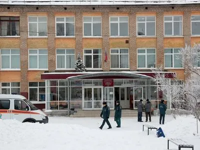 Кількість постраждалих в результаті різанини в школі РФ зросла до 15 осіб