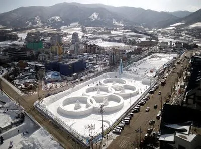 Сеул и Пхеньян обсуждают участие артистов в Олимпиаде-2018