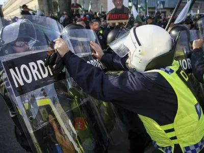 Поліція Швеції розігнала демонстрацію неонацистів